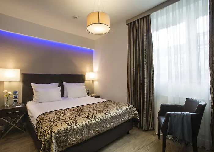 Homaris West Side (adults Only) فندق