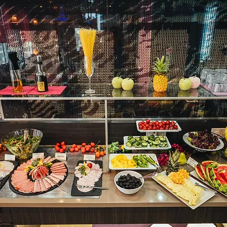 Homaris West Side (adults Only)