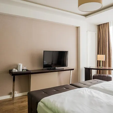 Hotel Homaris West Side