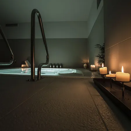 Homaris West Side Hotel 4*