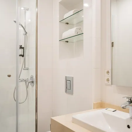 Homaris West Side (adults Only) 4* ברלין