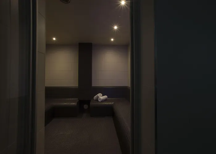 ホテル Homaris West Side (adults Only) 4*